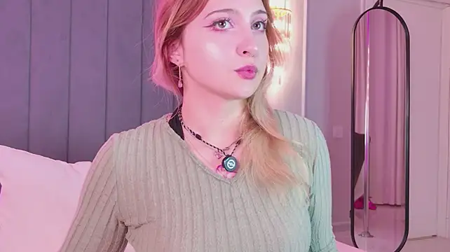 Sakurabrench's Live XXX Chat