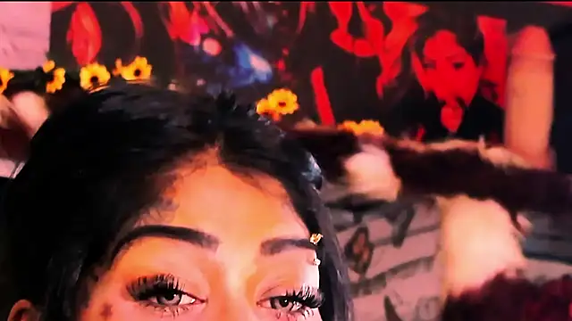 צ'אט XXX בשידור חי של indian_dreamgirl