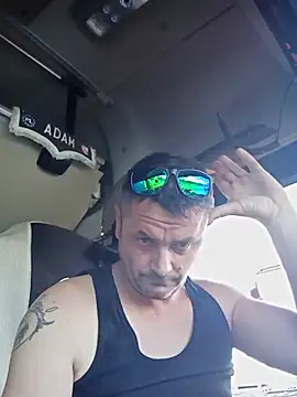 Czat XXX na żywo – adas-