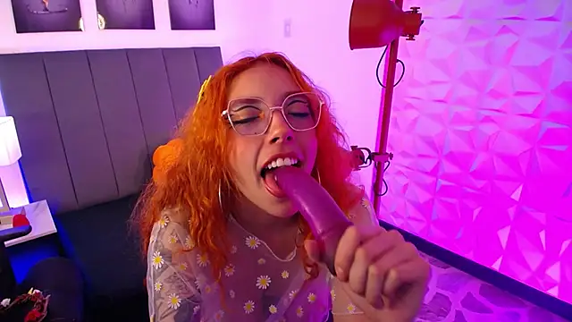 Chat +18 de mere_in_redd ao vivo