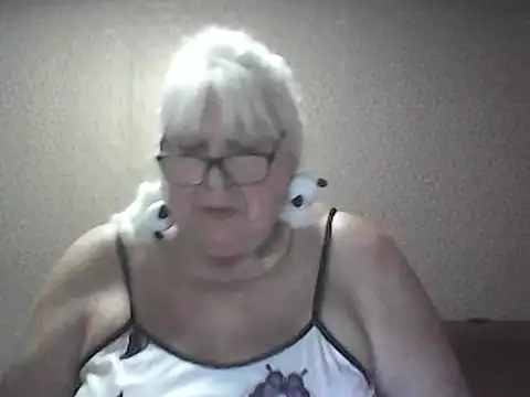 Chat +18 de Alexia64231 ao vivo