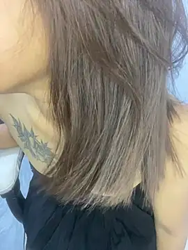 -Nuna-n Live XXX chat