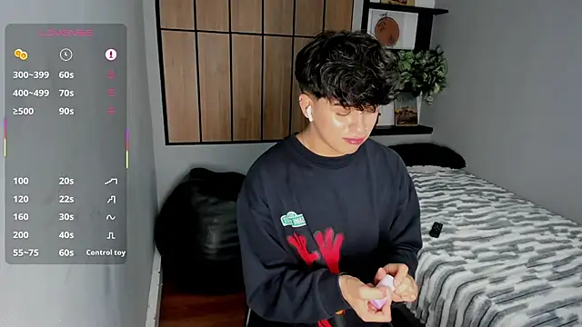 Danny_George Chat XXX live