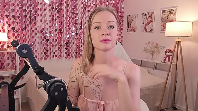SexyStitcher Chat XXX live