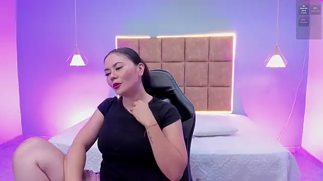 Natalia_Saenz_のライブXXXチャット