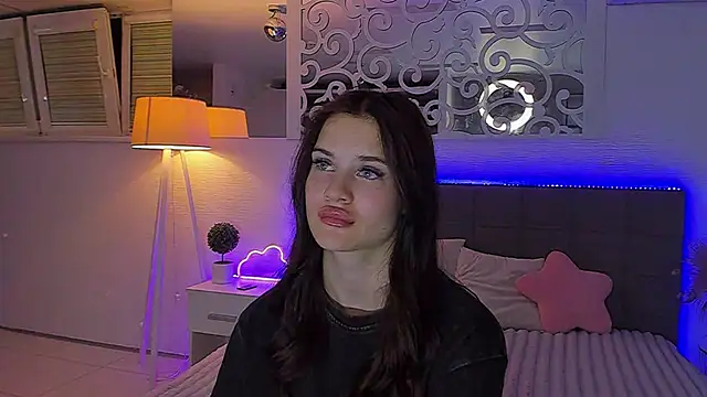 Czat XXX na żywo – LuisaClover