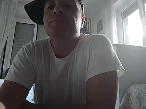 Webkamerová show Calabriggia