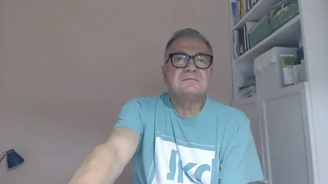 YOU6me Chat XXX live
