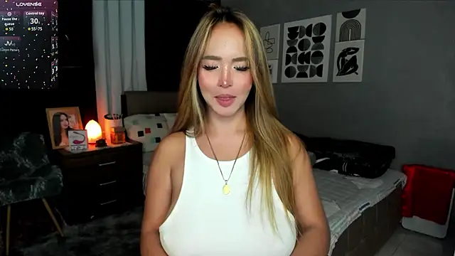 دردشة NastyH0tBABEx الجنسية المباشرة