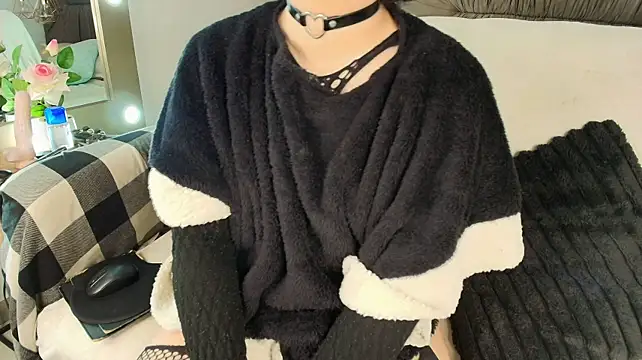 XXX chat uživo modela Satuurn_