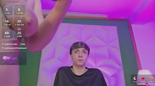 צ'אט XXX בשידור חי של ethan_and_ava