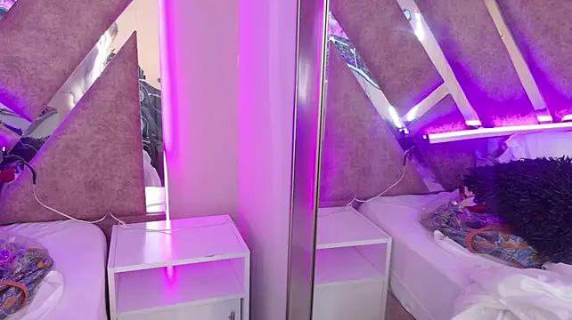 Chat XXX en directo de IrinnaShidou_