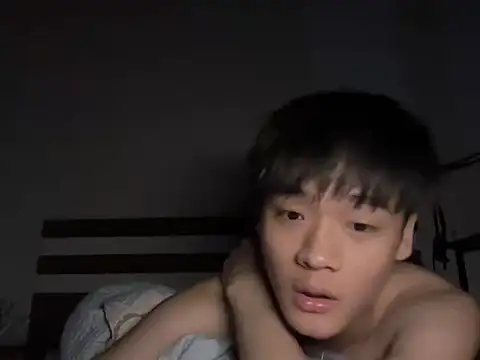 hoangtubee 网络视讯表演