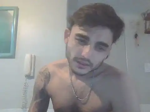 Bezzzzzerr Chat XXX live