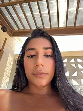 XXX chat uživo modela SaryJonex