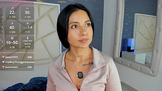 XXX chat uživo modela NathCinema