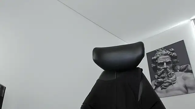 simonleon27 即時 XXX 聊天
