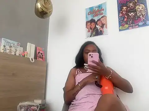 ChocolateCakeQueen's Live XXX Chat