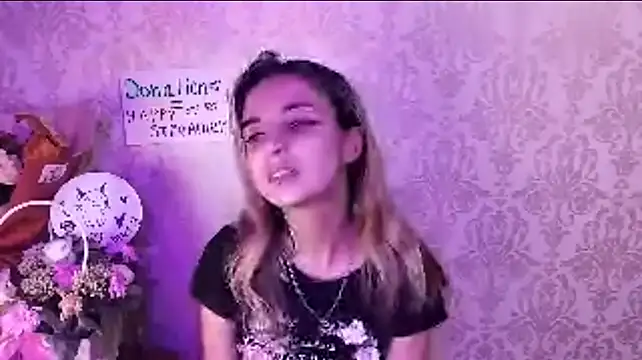 AminaGirls: απευθείας συνομιλία ΧΧΧ