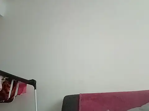 Jahudka47 live XXX chat