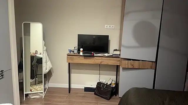 XXX chat uživo modela AnnaVelvetFire
