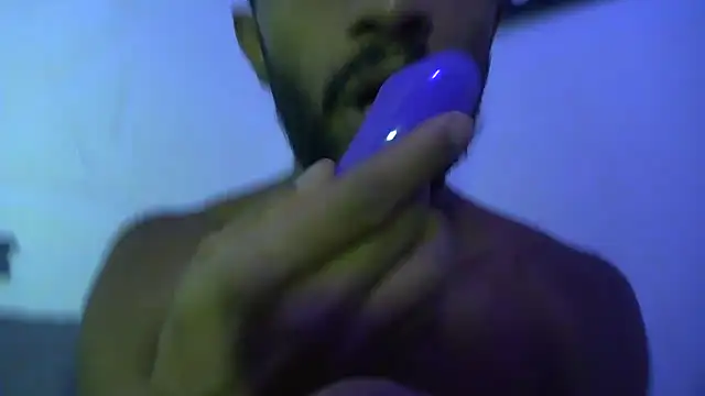 XXX chat uživo modela blasd32