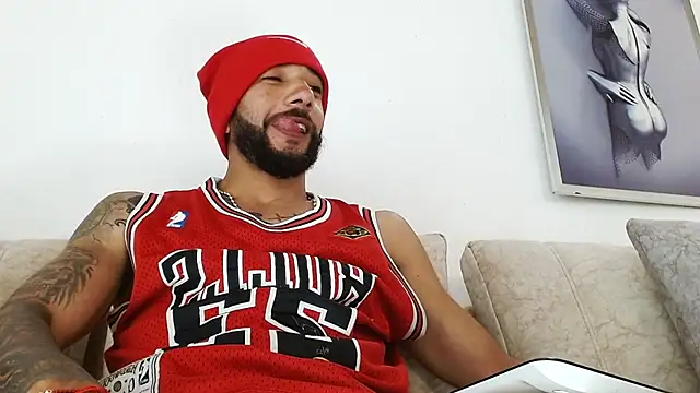 Chatroom XXX en direct de LukasScott_