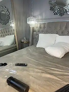 MicheleWest's Live XXX Chat