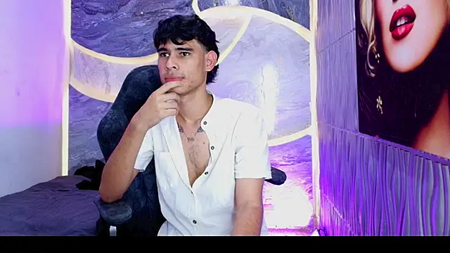 XXX chat uživo modela Tyler_schoby