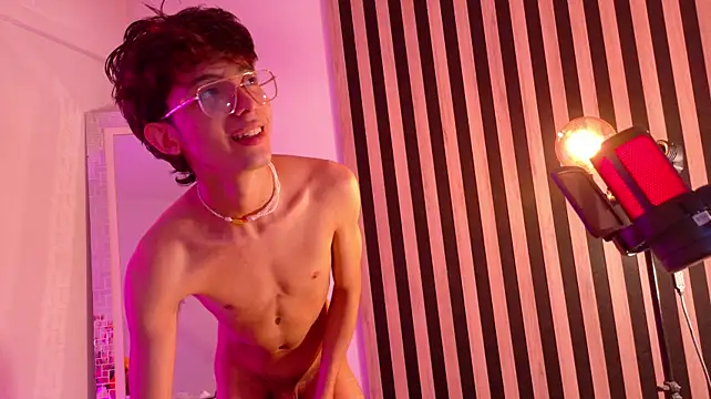 Twink_Sebas7's Live XXX Chat
