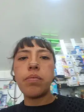 Cute_hollywood1 Live XXX-Chat