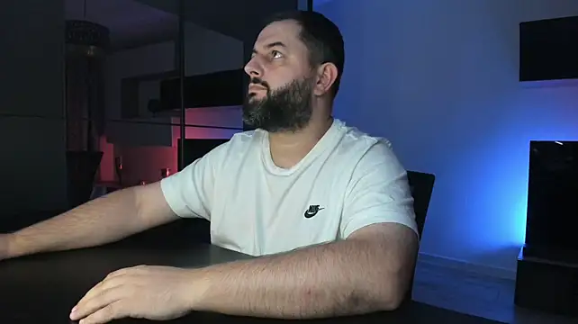 DravenPeak's Live XXX Chat