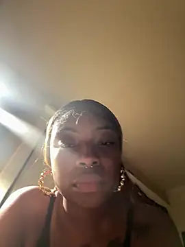 Cocochanel4567 élő XXX-chatje