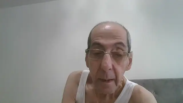 Chat +18 de whitemilk4u ao vivo