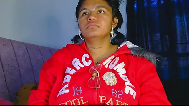 Chat +18 de alessia_temptation ao vivo