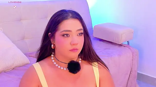 hannah_pradaa Live XXX-Chat