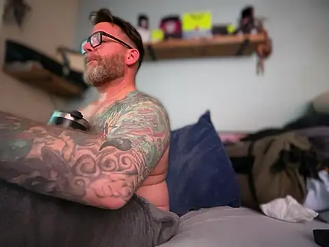 Chat XXX en directo de Tattooednakedguy