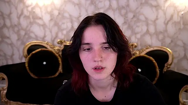 Онлайн чат XXX CassandraGold