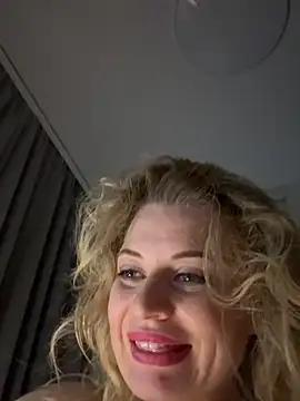 Evellyn Live XXX Chat