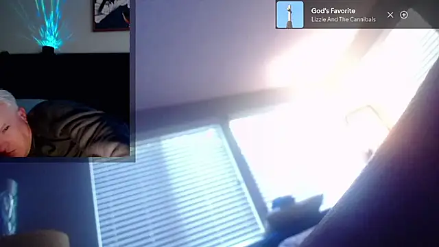 Chatroom XXX en direct de Snarfle82