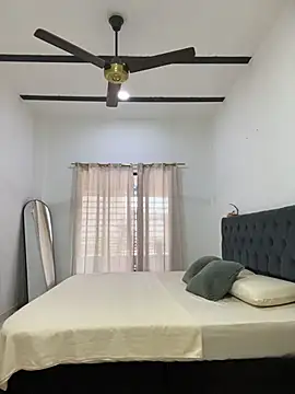 Eva_stark10 Adlı Modelin Canlı XXX Sohbeti