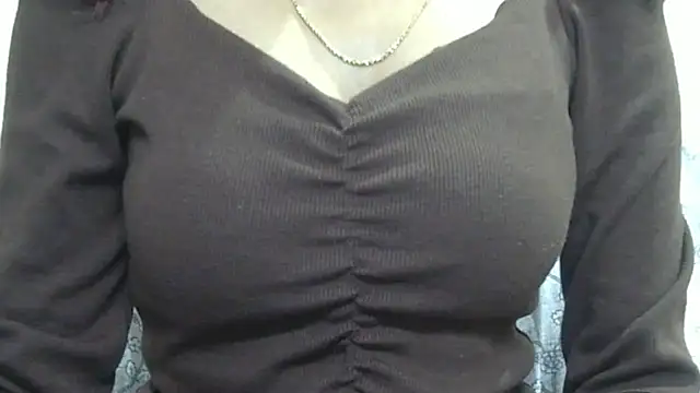 Chatroom XXX en direct de _Fluffy_Telugu_