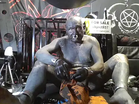 wormobject XXX чат на живо