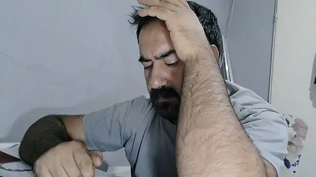 Živý XXX chat -Hunter_Blaze-