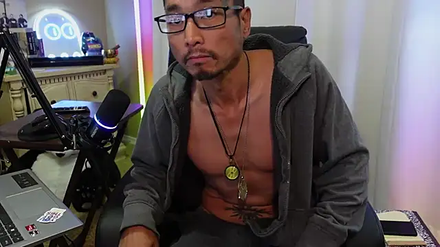Chatroom XXX en direct de Ghost11_11