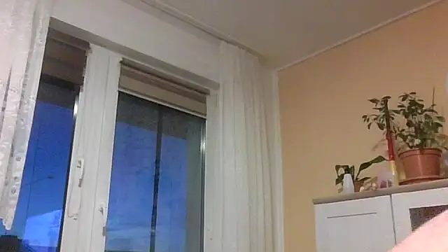 smaili1513 Chat XXX live
