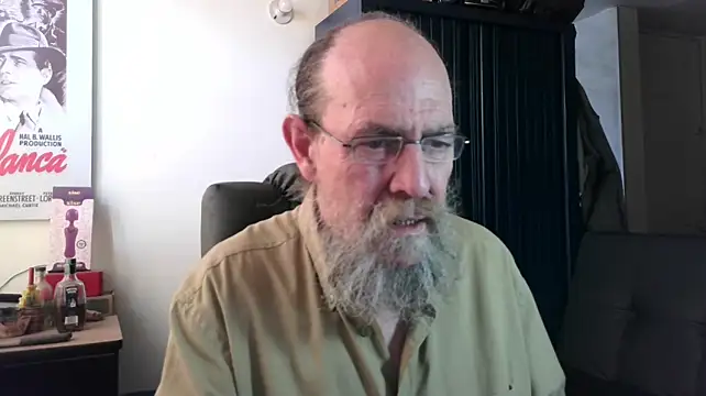 צ'אט XXX בשידור חי של Uncle_Hottie
