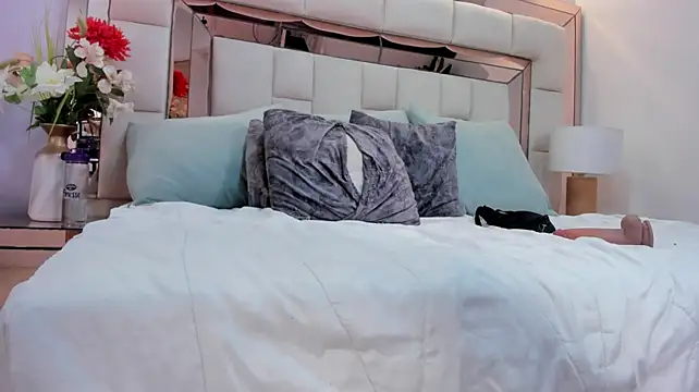 charolnox's Live XXX Chat