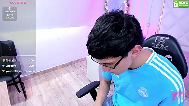 MARCO_TAY's Live XXX Chat