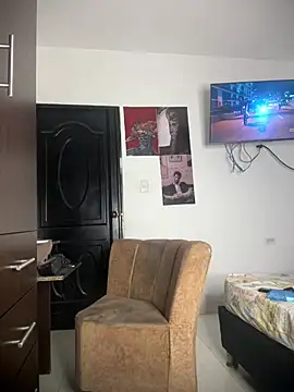Enzomoretti__ Chat XXX in diretta
